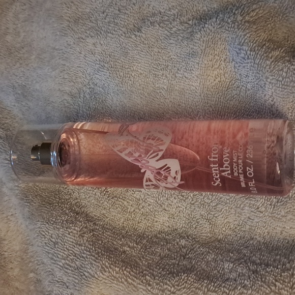 Dolly Parton perfume and spray. Nwot - Picture 3 of 3